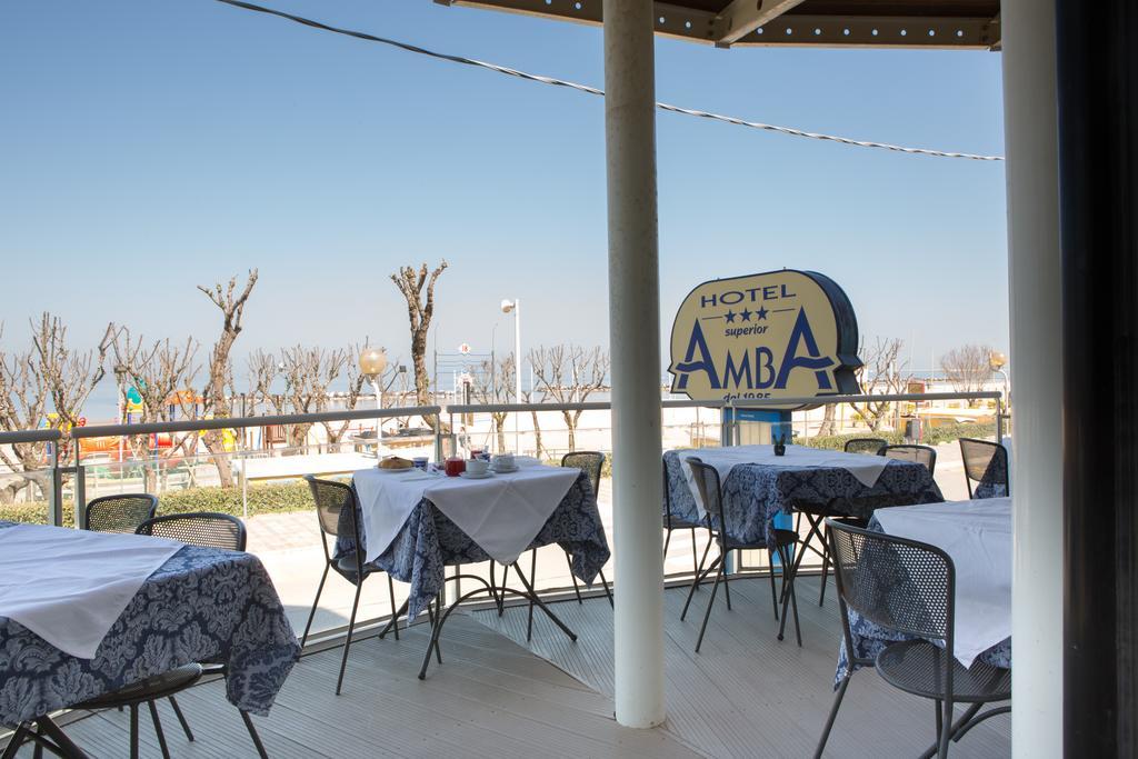 Amba Hotel Rímini Exterior foto